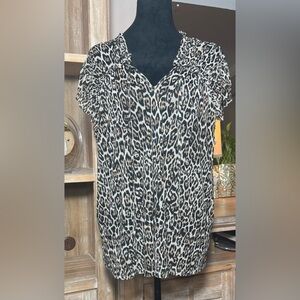 Zoey & Leelo Leopard Print Flutter Short Sleeve Top Size 2X
